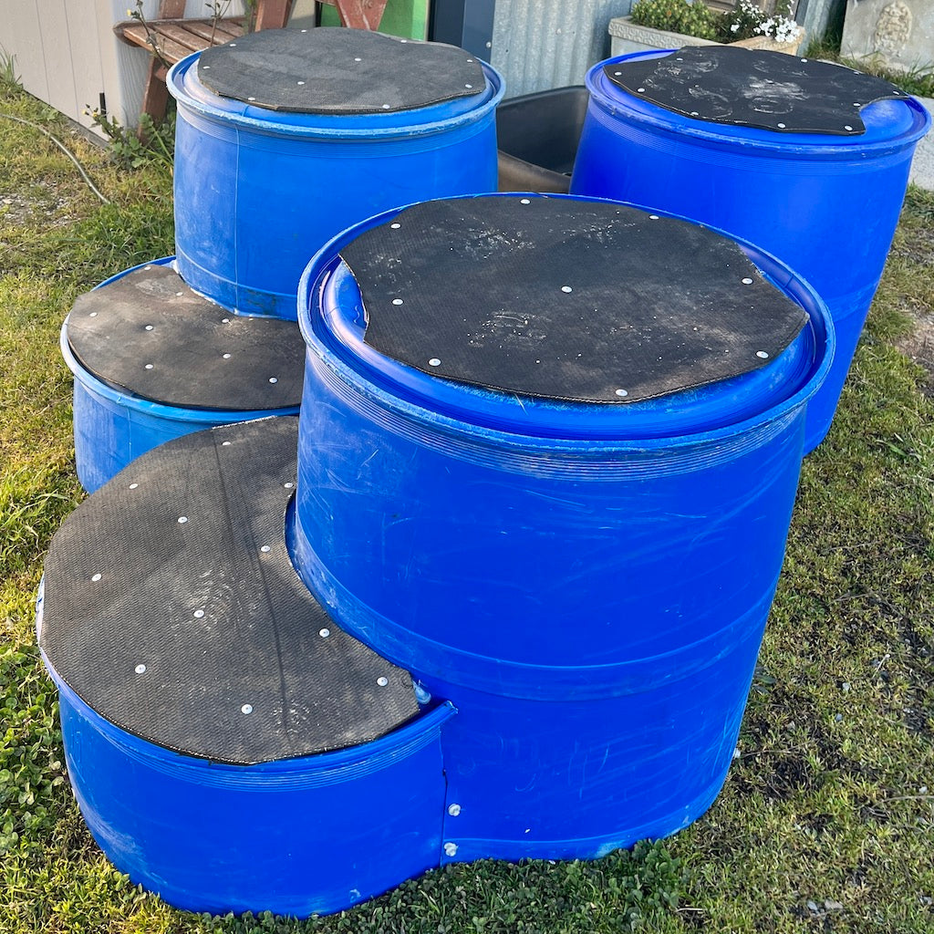 heavy duty mounting block with big rubber step treads.