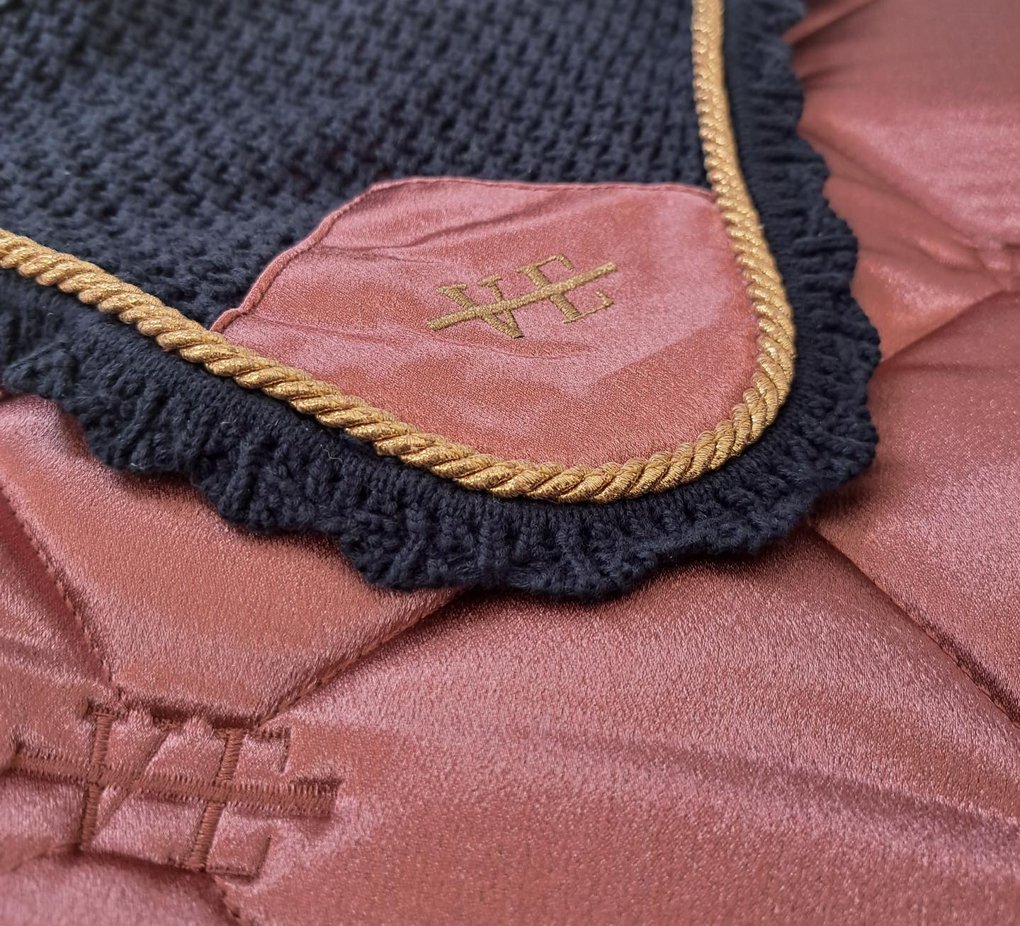 blueberryrosebonnetdetail